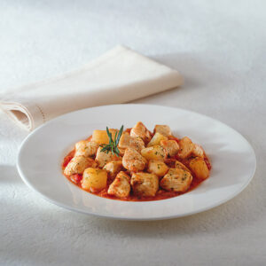 SPEZZATINO DI VITELLO CON PATATE E POMODORO - 6911