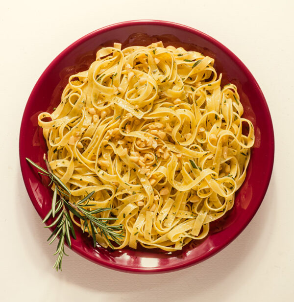 TAGLIATELLE CON ROSMARINO E PINOLI - 6920
