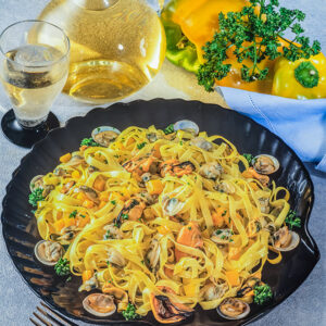 TAGLIATELLE COZZE VONGOLE E PEPERONI - 1817
