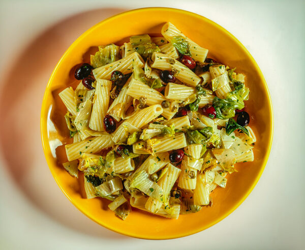 TORTIGLIONI CON SCAROLA CAPPERI E OLIVE - 1828