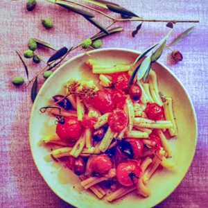 PASTA CON POMODORINI E OLIVE - 1977