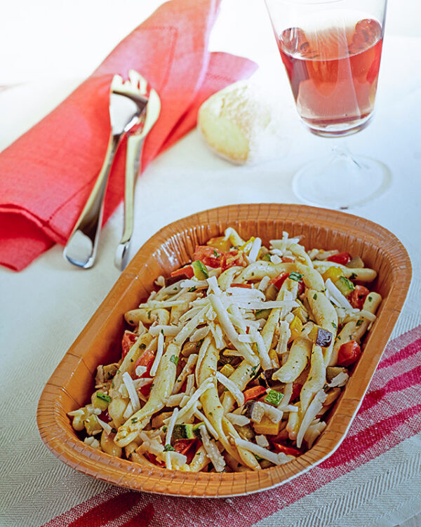 STROZZAPRETI CON PEPERONI E ZUCCHINE - 4401