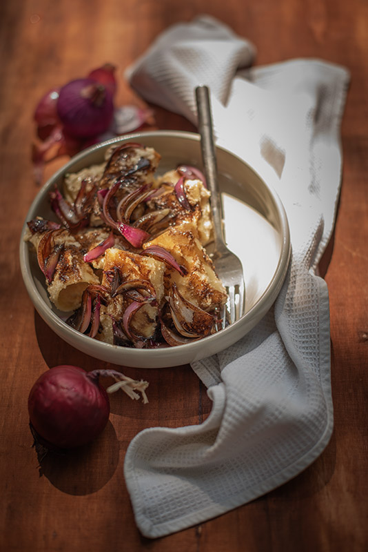 PACCHERI CON CREMA DI FAVE E CIPOLLE ALL'ACETO BALSAMICO - 9159