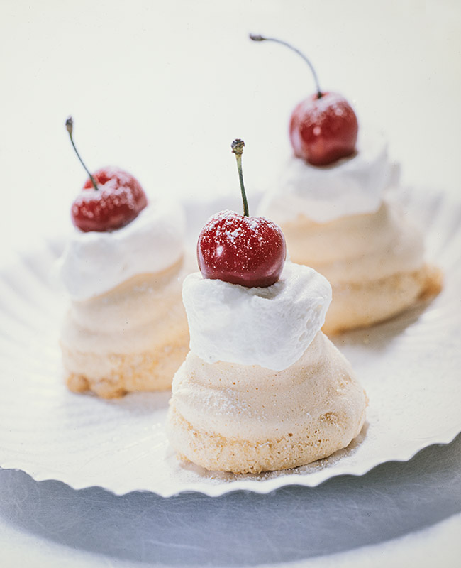 MERINGHETTE CON CILIEGIE - 8528 - immagine 1