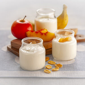 COLAZIONE CON YOGURT E FRUTTA - 1880