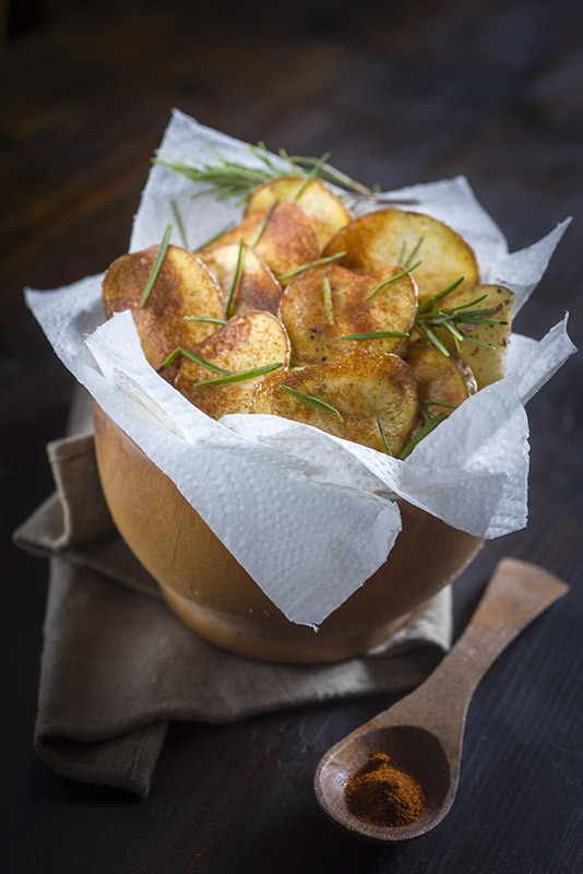 CHIPS DI PATATE ROSSE CON PAPRICA E ROSMARINO - 2946
