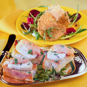 TARTINE AI DUE FORMAGGI, FRICO DI MONTASIO E BASILICO - 6892