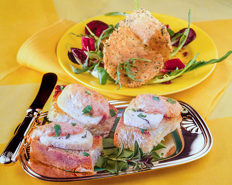 TARTINE AI DUE FORMAGGI, FRICO DI MONTASIO E BASILICO - 6892 - immagine 1