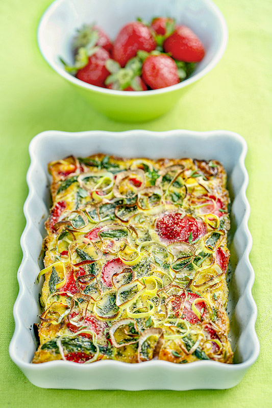 CLAFOTIS DI FRAGOLE PORRI E ASPARGI - 0685 - immagine 1