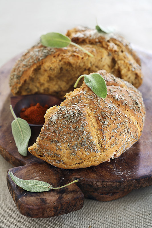 PAGNOTTA DI GRANO DURO CON PAPRIKA E SALVIA - 7474