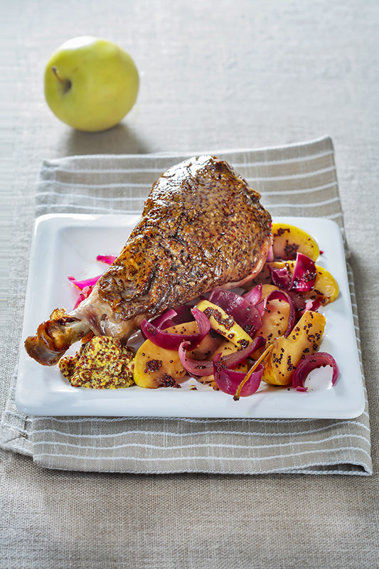 FUSO DI TACCHINO IN CROSTA DI SENAPE CON MELE E CIPOLLE - 0181