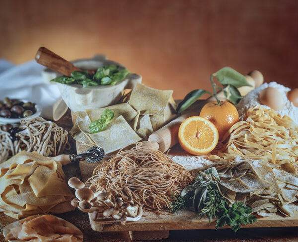 PASTE ALL'UOVO AROMATIZZATE, ALL'ARANCIA, AL PESTO, ALLE ERBE, AI FUNGHI, ALLE OLIVE, AL SALMONE - 9028