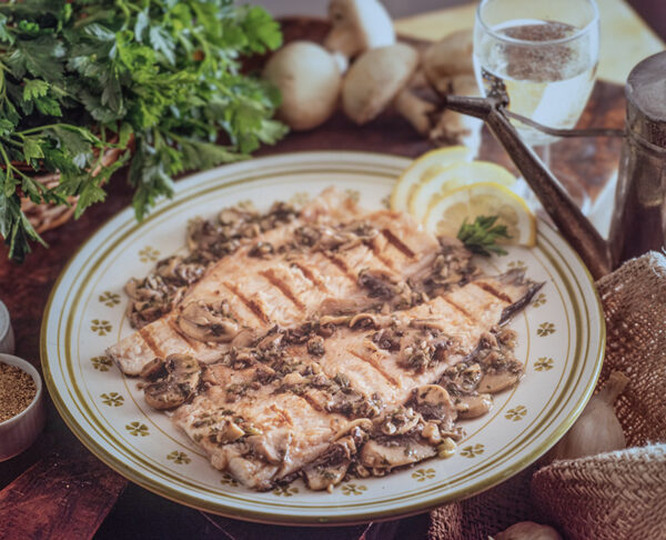 FILETTI DI TROTA CON SALSA AI FUNGHI - S47950 - 4900