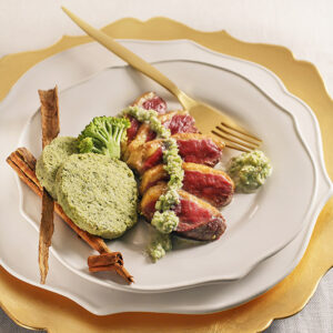 PETTO D'OCA CON CREMA E FLAN DI BROCCOLI E CANNELLA - 4282