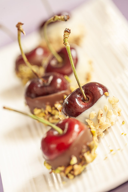 CILIEGIE AL CIOCCOLATO CON GRANELLA - 4571