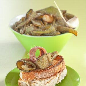 BUCCE DI FAVE FRITTE CON PANE GRATTUGIATO E ACCIUGHE - 4876