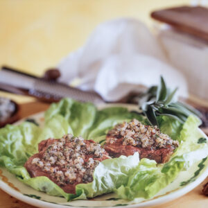 MEDAGLIONI DI MANZO CON LARDO E ERBE - S47950 - 4944