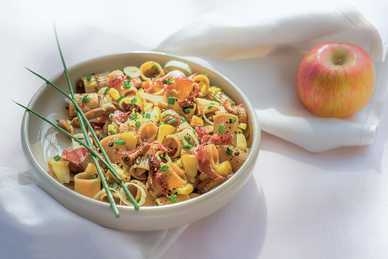 MEZZE MANICHE INTEGRALI CON MELE, PORRI, COPPA E CHIODINI - 9464 - immagine 1