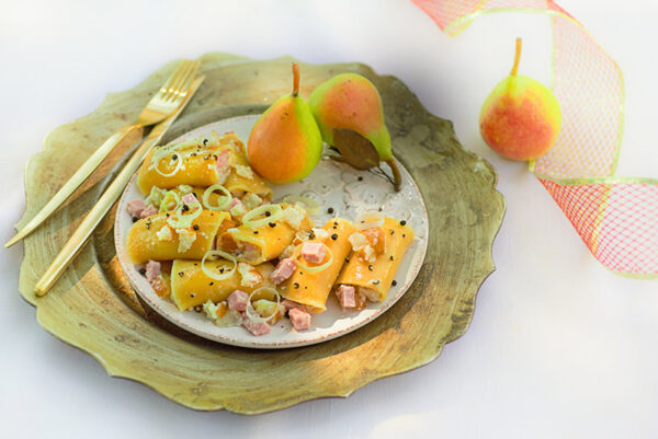 PACCHERI RIPIENI DI PERE, FORMAGGIO E PROSCIUTTO COTTO - 9446