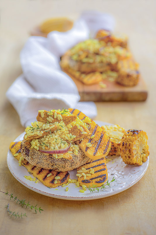 CAPPELLE DI FUNGHI IMPANATI AL FORNO CON POLENTA GRIGLIATA RISO E POLLO AL CURRY - 9284