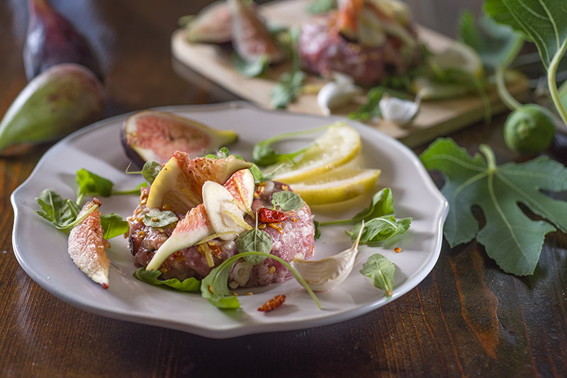 TARTARE DI VITELLO CON AGLIO E FICHI - 9185 - immagine 1