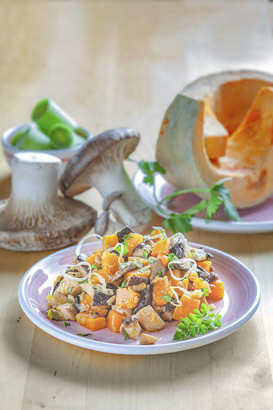 INSALATA DI ZUCCA PORRI E FUNGHI CARDONCELLI - 0081 - immagine 1