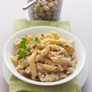 PENNETTE ALLA CREMA DI PROSCIUTTO DI PRAGA, PINOLI E PISTACCHI - 4214