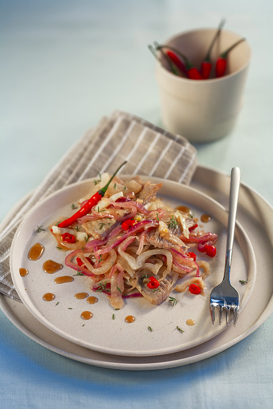 STRACCI DI VITELLO IN AGRODOLCE CON CIPOLLE E FINOCCHI PEPERONCINO E TIMO - 5148