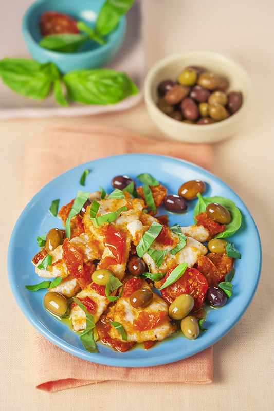 STRACCETTI CON POMODORI SECCHI ALLA LIGURE - 5437