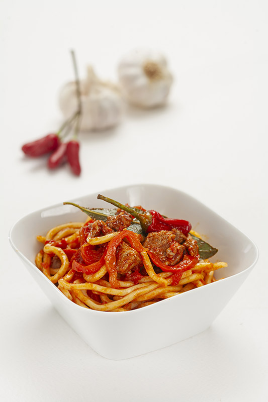 MACCHERONI ALLA CHITARRA CON RAGÙ PICCANTE - 5770