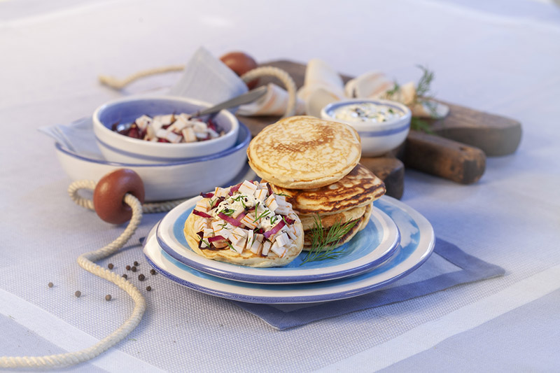 BLINIS CON TARTARE DI AFFETTATO DI MARE - 5835 - immagine 1