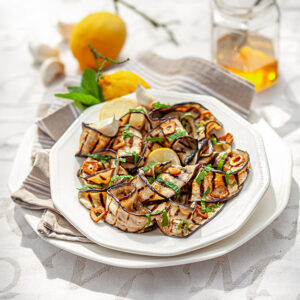 CARPACCIO DI MELANZANE GRIGLIATE CON AGLIO LIMONE MIELE MENTA FRESCA - 0739