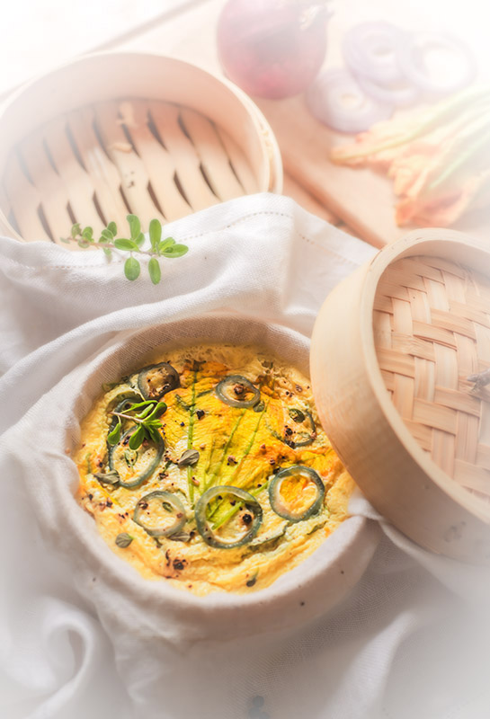 UOVA E FIORI DI ZUCCHINE A VAPORE - 6985 - immagine 1