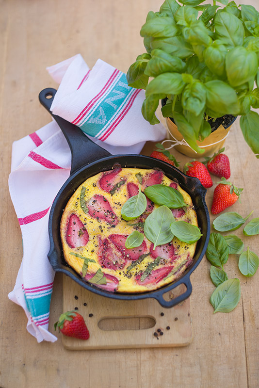 FRITTATA CON PANNA FRAGOLE E BASILICO - 7035 - immagine 1