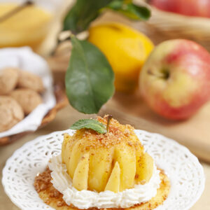 MELE AL GRAND MARNIER E AMARETTI - 0177