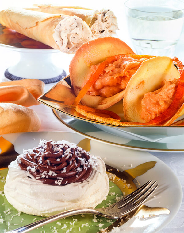 TEGOLINE ALL'ARANCIA, CANESTRINI DI MERINGA, CONI ALLA RICOTTA E CIOCCOLATO - S26970 - 77982