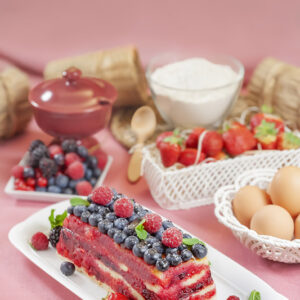TORTA CON FRUTTI DI BOSCO - 2970