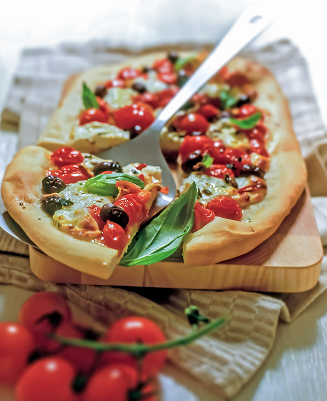 FOCACCIA ALLA ROBIOLA E  POMODORINI - S2503095 - 77627 - immagine 1