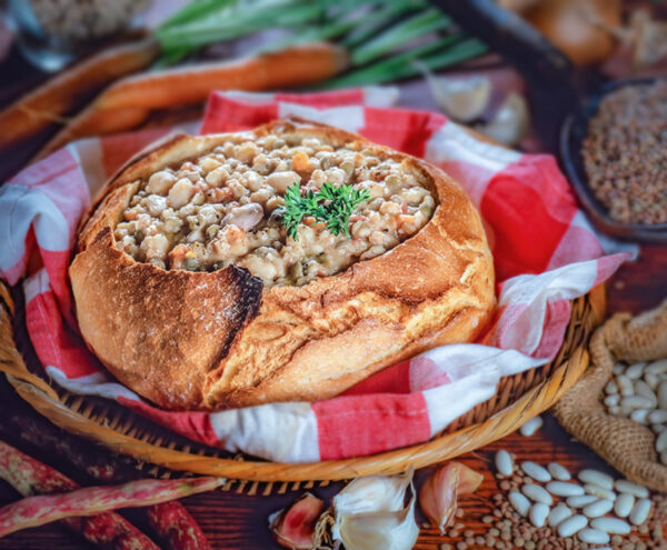 ZUPPA DI CEREALI E LEGUMI IN PAGNOTTA - S649701 - 7663