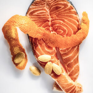 SALMONE, SCORZA DI ARANCE, MANDORLE - 3862