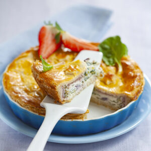 SFOGLIA CON ERBETTE SCALOGNO RICOTTA BRANDY FRAGOLE - 6141