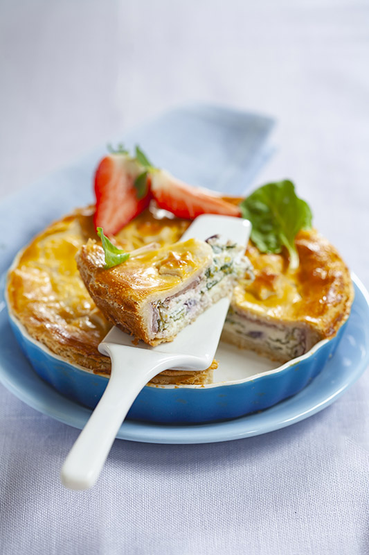 SFOGLIA CON ERBETTE SCALOGNO RICOTTA BRANDY FRAGOLE - 6141