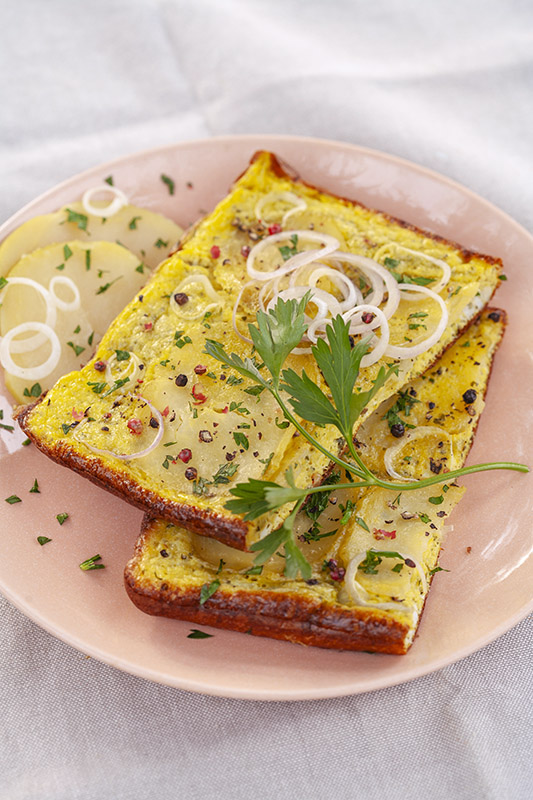 FRITTATA CON PATATE E CIPOLLOTTI - 7550