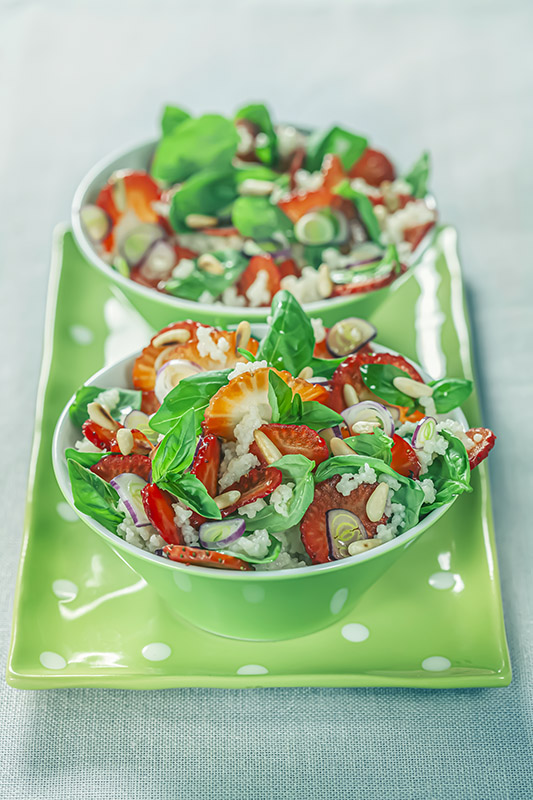 CUSCUS CON FRAGOLE CIPOLLOTTI PINOLI E BASILICO - 6169