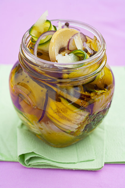 CONSERVA DI ZUCCHINE MELANZANE FUNGHI CIPOLLA ROSSA E PARMIGIANO SOTTOLIO - 6125