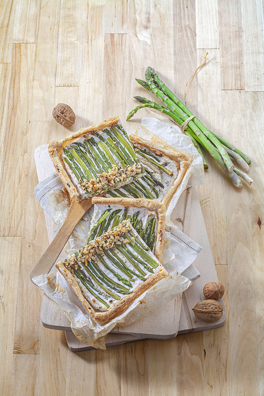 TORTA SALATA CON RICOTTA ASPARAGI E NOCI - 0520