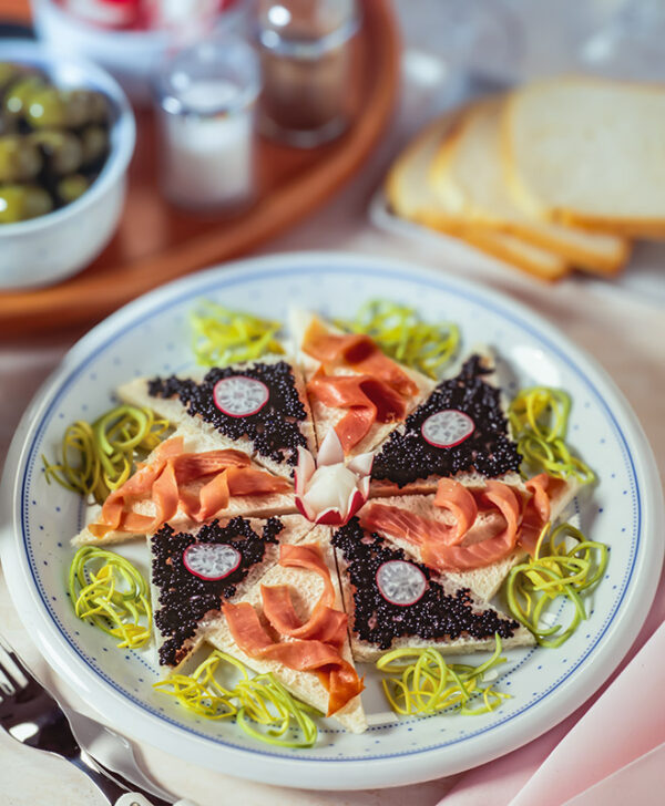 TARTINE AL SALMONE E ALLE UOVA DI LOMPO - S134920 - 4683