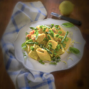 PACCHERI CON UOVA LIMONE E ASPARAGI - 4461