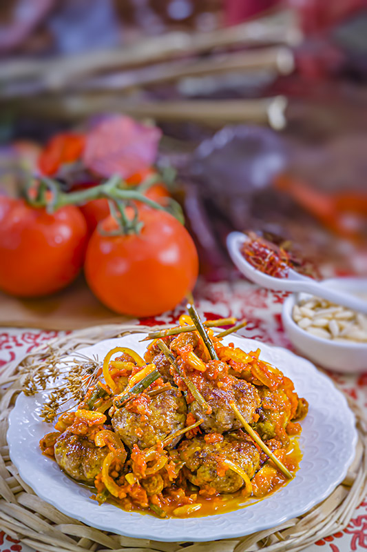 POLPETTE ALLE ERBE CON SALSA ALLO ZAFFERANO - K1603
