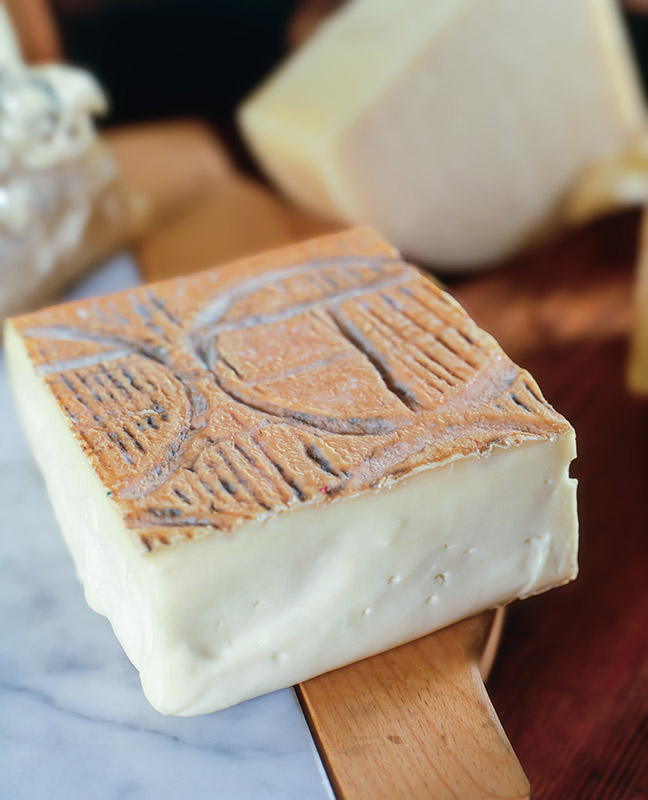 TALEGGIO - S01011397 - immagine 1